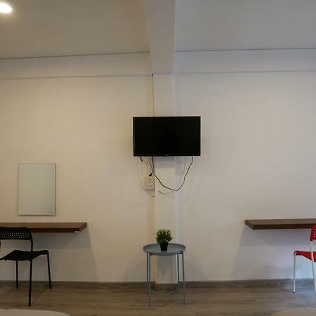 Np House Pratunam Бангкок Экстерьер фото